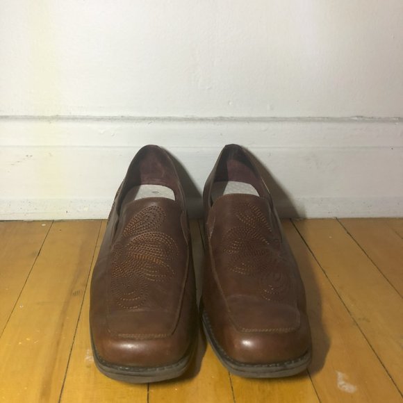 Brown leather shoes size 9 woman / Chaussures en cuir brunes grandeur 9 femme - Picture 8 of 8
